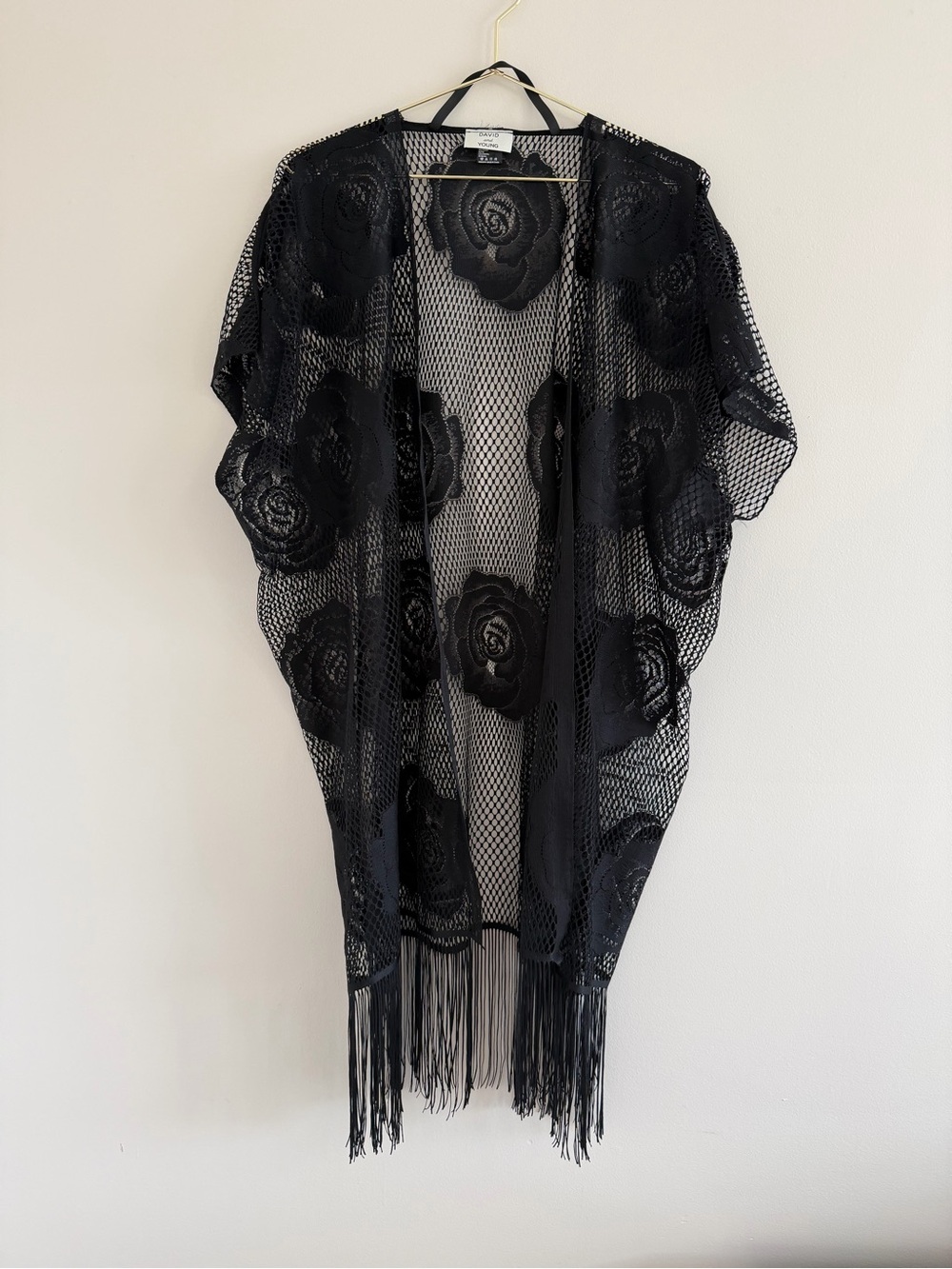 David and Young Black Floral Lace Fringe Cover Up